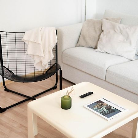 Grosse 3 Zimmer Wohnung Mit Netflix In Zentraler Lage แอร์ฟวร์ท ภายนอก รูปภาพ