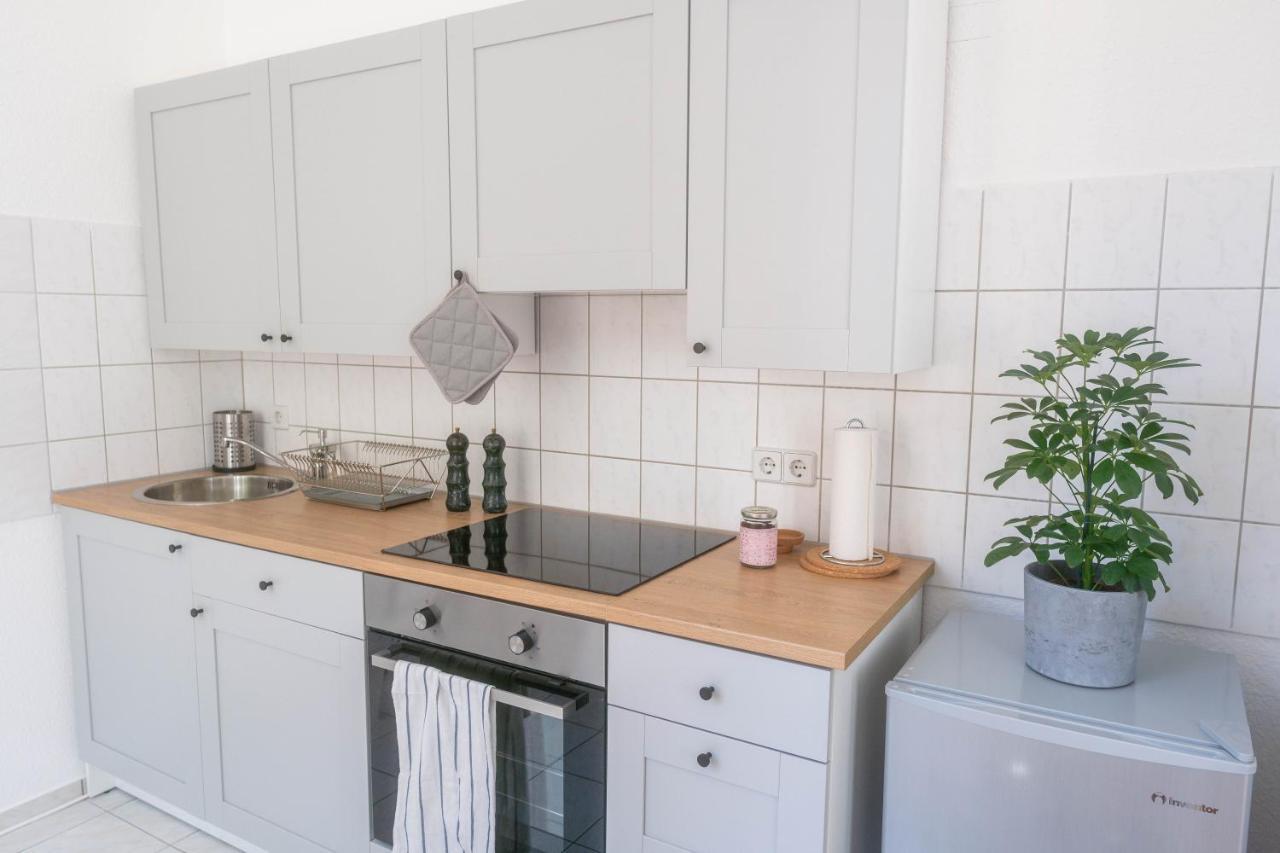 Grosse 3 Zimmer Wohnung Mit Netflix In Zentraler Lage แอร์ฟวร์ท ภายนอก รูปภาพ