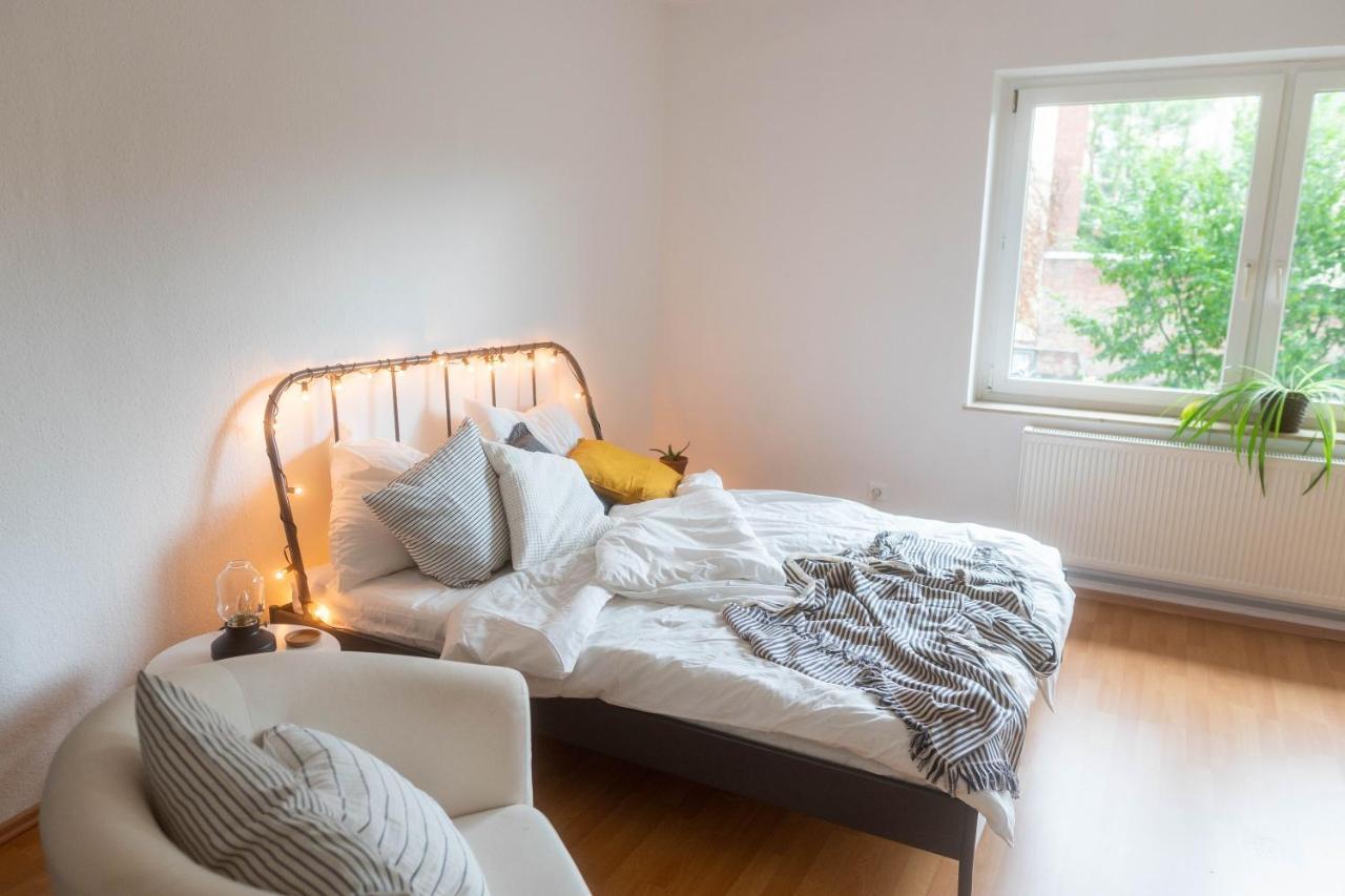 Grosse 3 Zimmer Wohnung Mit Netflix In Zentraler Lage แอร์ฟวร์ท ภายนอก รูปภาพ
